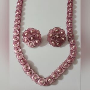 Set Vintage 80's button necklace earrings pierced pearls lavender purple handmad
